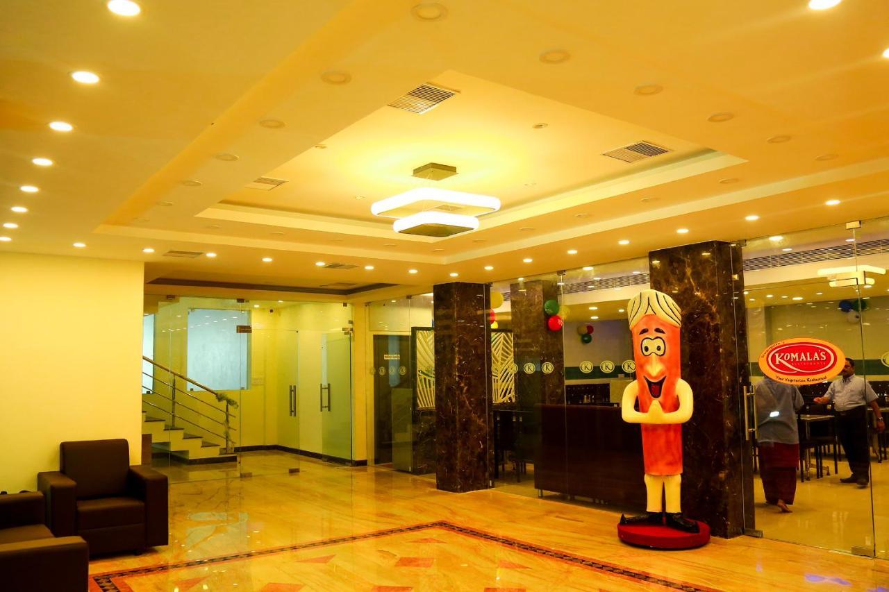 Hotel Sera Grand Chennai Exteriör bild
